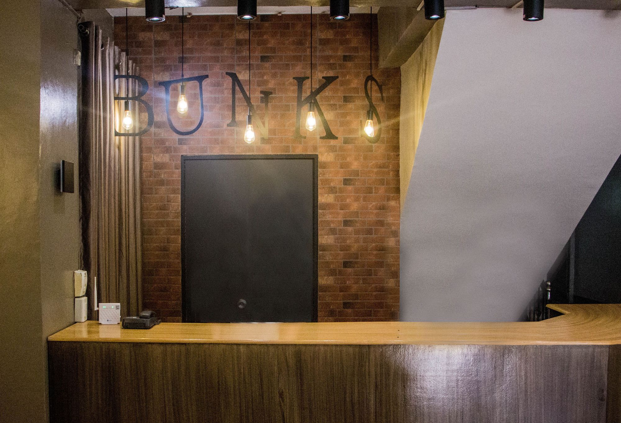 Bunks Hostel (Adults Only) Cebu Exterior photo