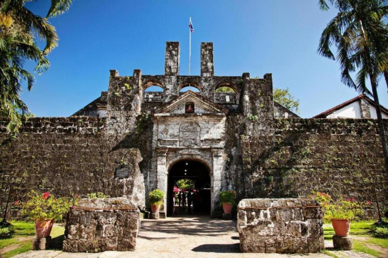 Bunks Hostel (Adults Only) Cebu Exterior photo